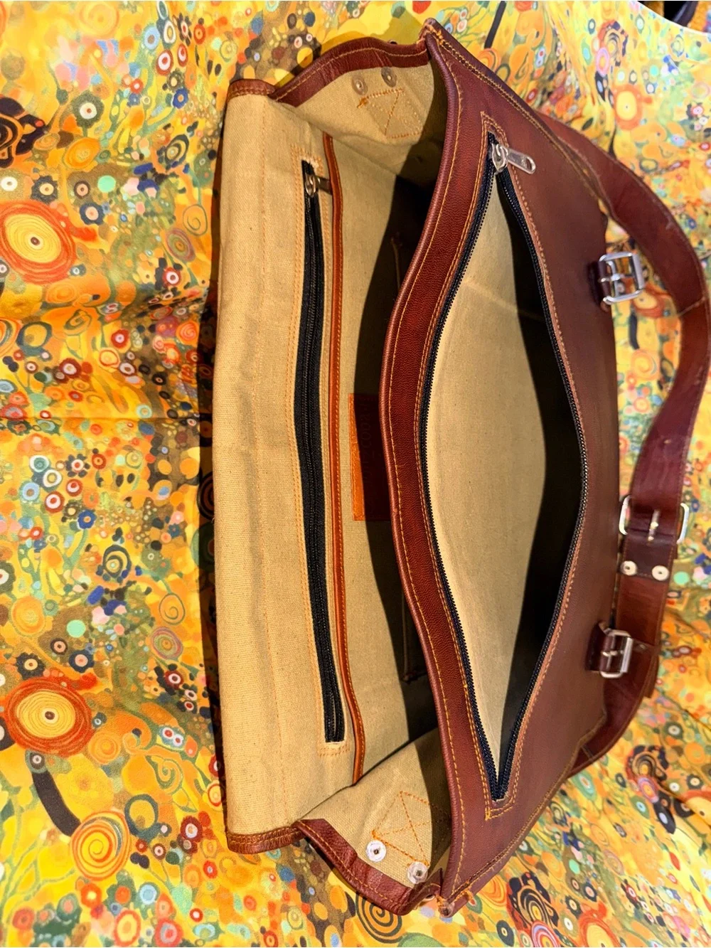 Carbon2Cobalt Men's Tan Leather Messenger Bag